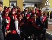 بالفيديو..فتاة تطلب من السيسى الالتحاق بالقوات المسلحة وتؤكد: "الجيش بيحمى البلد"