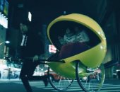 شركة ألعاب يابانية تحتفل بالكريسماس بإطلاق عربات "باك مان" فى الشوارع