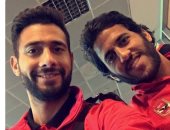 أحمد عادل عبد المنعم يهنئ مروان محسن بأول أهدافه مع الأهلى