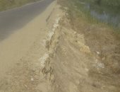 قارئ يشكو من انهيار طريق قرية الجفادون بمحافظة بنى سويف
