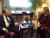 وزير خارجية لبنان يعقد جلسة مباحثات مع "موجيرينى" حول الأزمة السورية