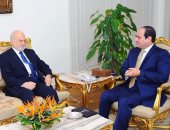 السيسي يؤكد دعم مصر لسيادة العراق ورفض التدخل فى شئونه