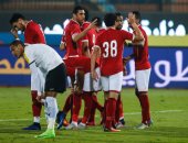 عماد متعب يُحرز الهدف الرابع للأهلي فى مرمى الألومنيوم 