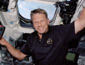 وفاة رائد الفضاء وعالم المناخ بيرز سيلرز عن 61 عاما
