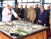 بالفيديو والصور..السيسي لـ"المحافظين": "كل واحد يشيل مسئوليته.. ويعرف كل كبيرة وصغيرة"