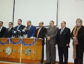 مجلس نقابة الصيادلة يطالب بالتدخل لإنهاء أزمة النقابة بعد اعتداءات الأمس