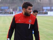 "حالة وفاة" تُبعد شريف إكرامى عن مران الأهلى