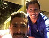 مباراة القمة.. بالصور حارس الأهلى ينشر سيلفى المعسكر قبل ديربى القطبين
