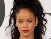 تعرف على سبب إلغاء ريهانا متابعتها لجنيفر لوبيز على انستجرام