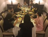 غادة عبد الرازق تقيم مأدبة عشاء لفريق عمل برنامج "أراب كاستينج"