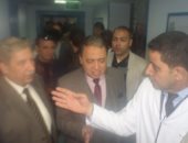 وزير الصحة من الإسماعيلية:"محدش يعرف أنواع الأدوية اللى هتزيد عشان يخزنها"