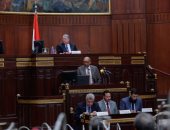 بالصور.. نور فرحات يطالب بتشكيل لجان من المتخصصين لتطوير التعليم