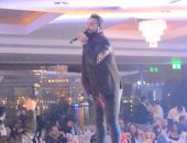 بالفيديو..أحمد سعد يتألق فى حفل رأس السنة بأغنية " بحبك ياصاحبى "