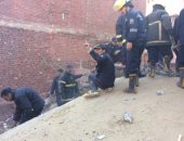 محافظ الدقهلية يشكل لجنة لإغاثة "عزبة الصفيح" وتوفير مساعدات لكل أسرة