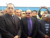 وزير الاسكان يفتتح المرحلة الابتدائية من مشروع الصرف الصحى بالعامرية