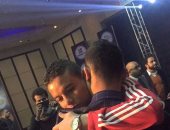 بالفيديو.. سعد سمير يكشف سر "حضن" باسم مرسى