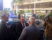 بالصور.. وزير الاتصالات يصل بورسعيد ويفتتح مشروعات بها