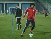 الننى ينشر صورته أثناء الاستعدادات لبطولة الأمم الأفريقية فى الجابون