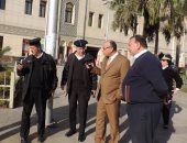 بالصور.. جولة لمساعد وزير الداخلية بمحطات المترو والسكة الحديد