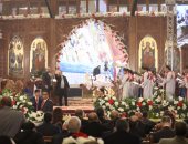توافد الوزراء على الكاتدرائية لتهنئة البابا تواضروس بعيد الميلاد
