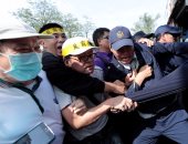 اشتباكات بين شرطة "تايوان" ومتظاهرون ضد إصلاح صناديق التقاعد