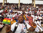 بالصور.. احتفالات أنصار رئيس غانا الجديد أثناء أداؤه اليمين الدستورية