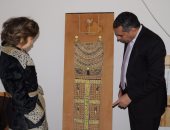 بالصور.. الآثار تتسلم 4 قطع أثرية بعد استعادتها من أمريكا