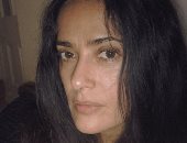  بالصور .. شاهد سلمى حايك لأول مرة بدون "مكياج"