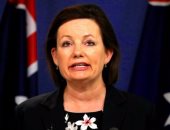 وقف وزيرة الصحة الاسترالية عن العمل لشبهة سفرها على حساب الدولة