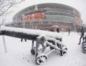 الثلوج تهدد إقامة مباريات الجولة 21 من الدوري الإنجليزى
