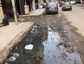 بالصور.. سكان شارع بطرس فى طنطا يشتكون من انتشار مياه الصرف الصحى