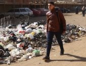 القمامة تحاصر مدارس شارع المطار بإمبابة وتهدد حياة الطلاب
