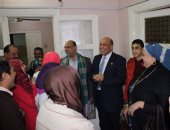 وكيل "تعليم" الغربية يعد باستمرار القوافل التعليمية لمواجهة الدروس الخصوصية