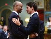 بعد تعيينه وزيرا للهجرة فى كندا..الصومالى أحمد حسين قدوة وأمل لآلاف اللاجئين