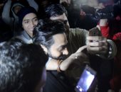 بالفيديو.. تامر حسنى يشارك بعقد قران رمضان صبحى وحبيبة إكرامى