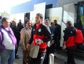 بالفيديو والصور.. وصول المنتخب إلى مطار القاهرة وتفتيش ذاتى قبل السفر للجابون