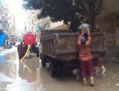 بالصور .. رفع مياه الأمطار من شوارع دسوق 