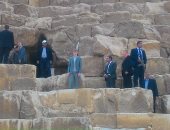 وصول نجل رئيس بيلاروسيا إلى أهرامات الجيزة لزيارة المعالم الأثرية