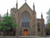 جدل فى اسكتلندا بعد قراءة القرآن داخل كاتدرائية سانت مارى الأسقفية 