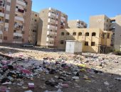 بالفيديو والصور.. أهالى منطقة المستقبل بالإسماعيلية يشكون انتشار القمامة ومياه الصرف 