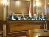 وزير قطاع الأعمال: نعمل مع القابضة للغزل والنسيج على ضخ استثمارات عاجلة