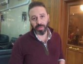 استقبال حافل لحازم إمام بجامعة عين شمس.. والنجم يداعب الطلاب فين الزملكاوية؟