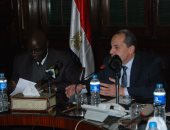 وزير الزراعة يبحث مع نظيره الأوغندى زيادة صادرات الفاكهة 