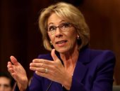 وزيرة التعليم الأمريكية: ليس هناك ما يرجح "خطورة" عودة الأطفال للمدرسة 