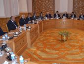 سامح شكرى لمساعديه: أولويات سياسة مصر الخارجية تنشيط الدور الاقتصادى