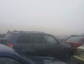 مواطن يشارك "صحافة المواطن" بصور تكدس السيارات بـ"المحور" بعد غلق الطريق