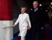 ترامب يجبر هيلارى على الوقوف فى المأدبة ليشكرها