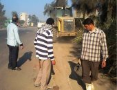 مدينة بركة السبع تطلق حملة نظافة على الطريق السريع مصر إسكندرية الزراعى
