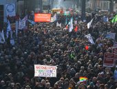 بالصور.. آلاف الألمان يحتجون ضد انعقاد مؤتمر لتحالف يمينى متطرف