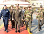 الفريق حجازى يغادر إلى الإمارات لحضور مؤتمر رؤساء أركان دول مجلس التعاون 